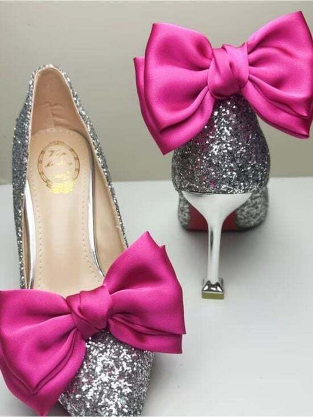 HOST PICK 1 Pair of Pink Bow Shoe Clips - Detachable Shoe Purse Decorations